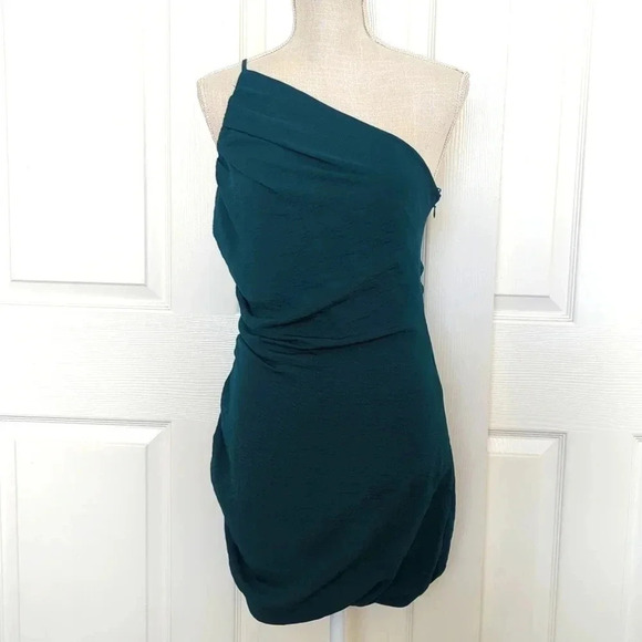 ASTR the Label One Shoulder Scrunched Mini Dress - Hunter Green - Picture 6 of 10
